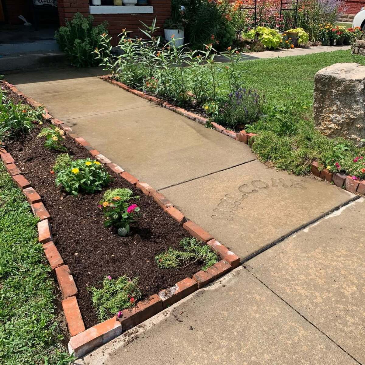 29 Brick Landscaping Ideas to Give Your Yard Timeless Charm 15 Straight Brick Walkway Border