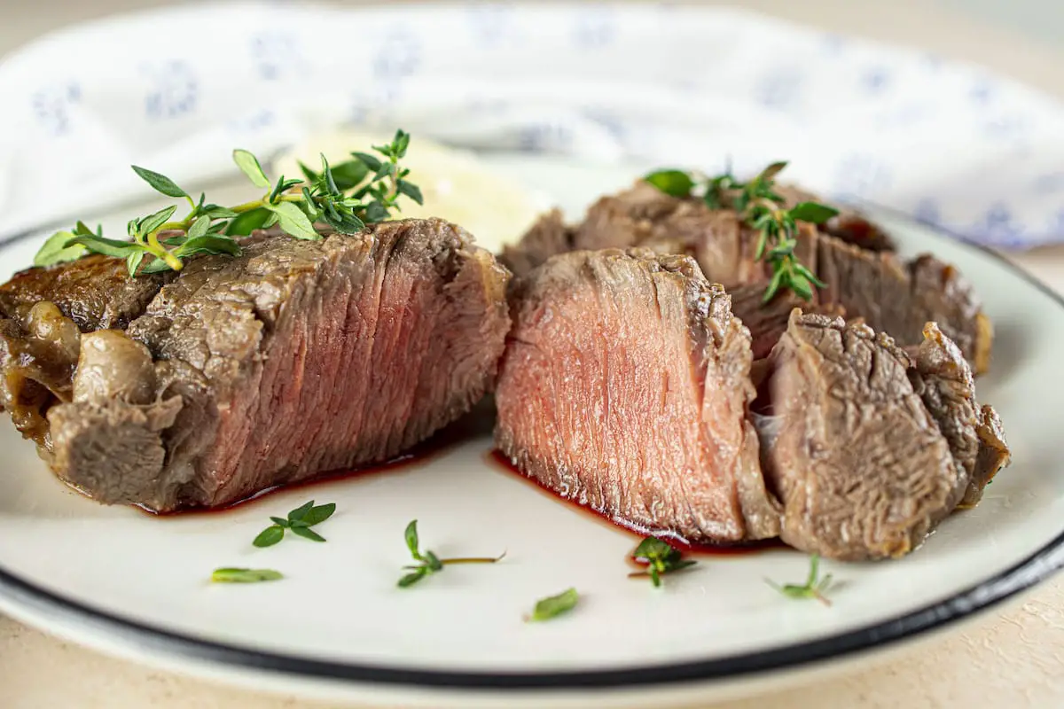Roasted Beef Tenderloin Slices