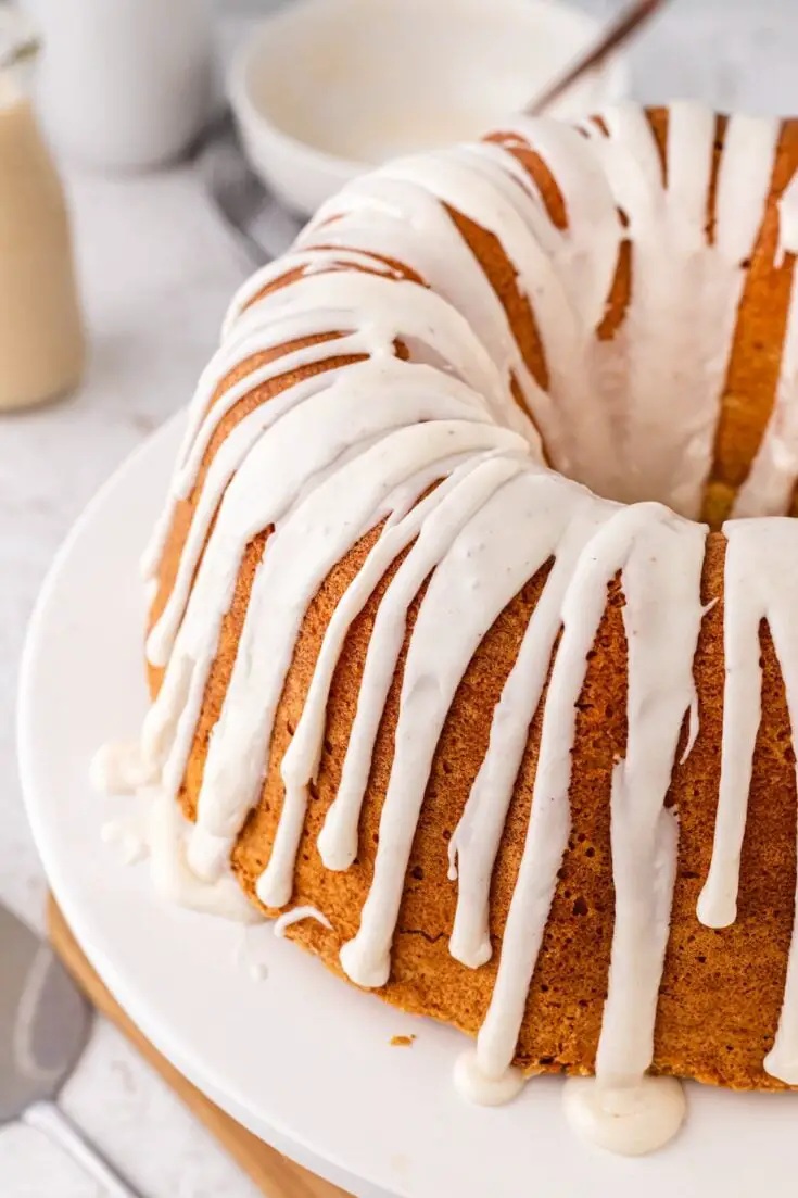 51+ Christmas Desserts Ideas for a Crowd 15 Spiced Eggnog Bundt Cake