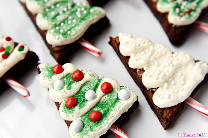 51+ Christmas Desserts Ideas for a Crowd 21 Brownie Christmas Tree Pops