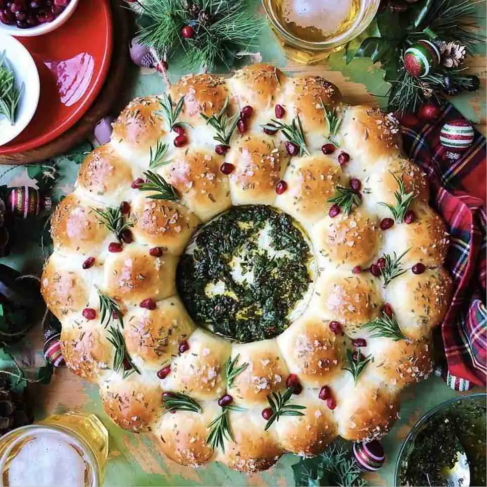 51+ Christmas Party Appetizers Everyone Will Want to Try 2 Tear Apart Christmas Bread Wreath with Pesto Dip
