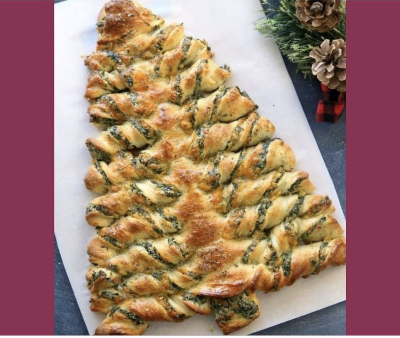 51+ Christmas Party Appetizers Everyone Will Want to Try 7 Spinach Artichoke Christmas Tree Bread
