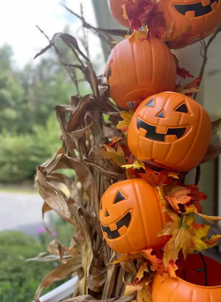 29+ Dollar Tree Fall Decor DIY Ideas for a Beautiful Budget Friendly Home 22 Stacked Jack-o'-Lantern Pillar