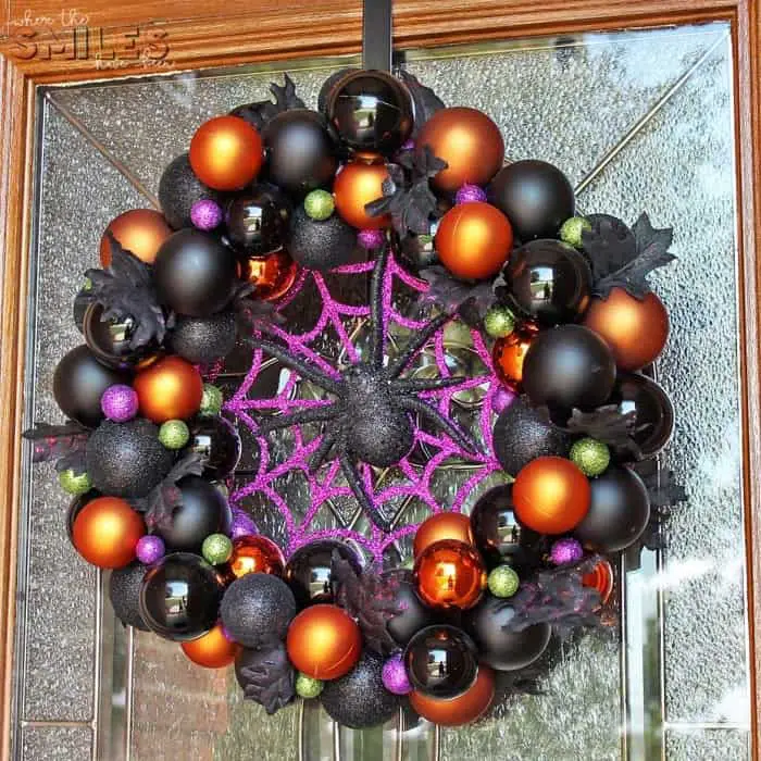 Glitter Spider Ornament Wreath