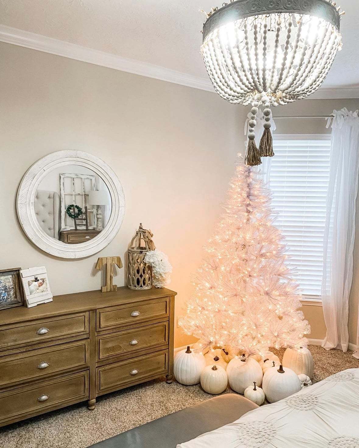 All White Glow Room Accent