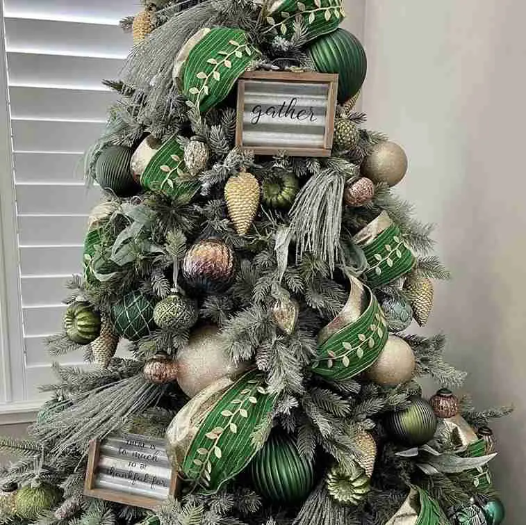 Deep Green and Gold Ribbon Tree