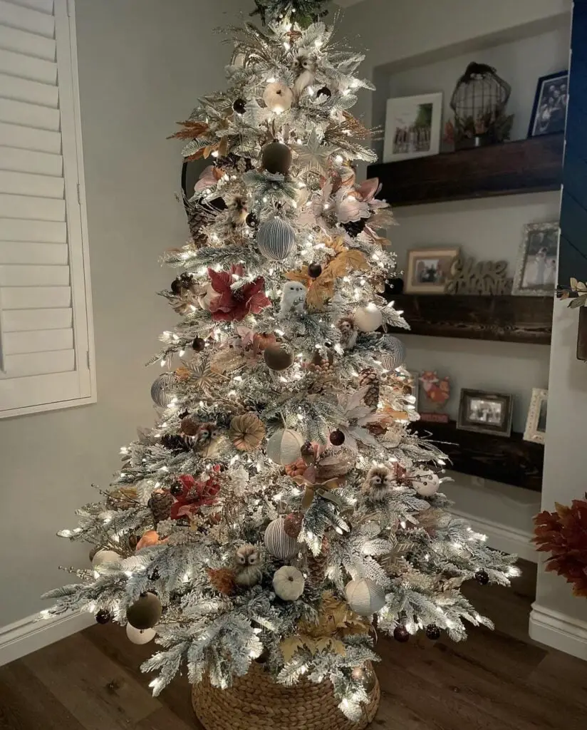 Woven Basket Frosted Pine Tree