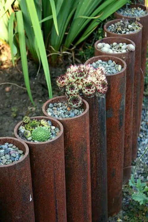 Upright Steel Pipe Planter Edging