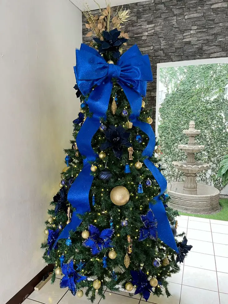 Grand Royal Blue Bow Tree