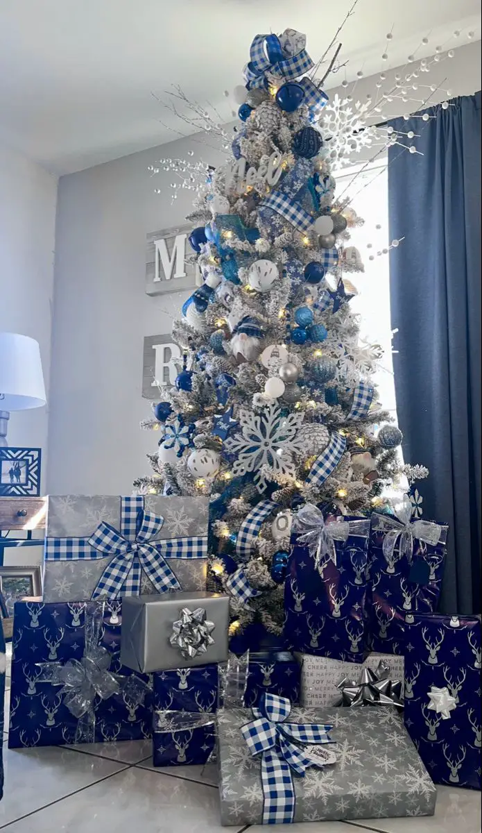 Plaid Ribbon and Silver Snowflake Design