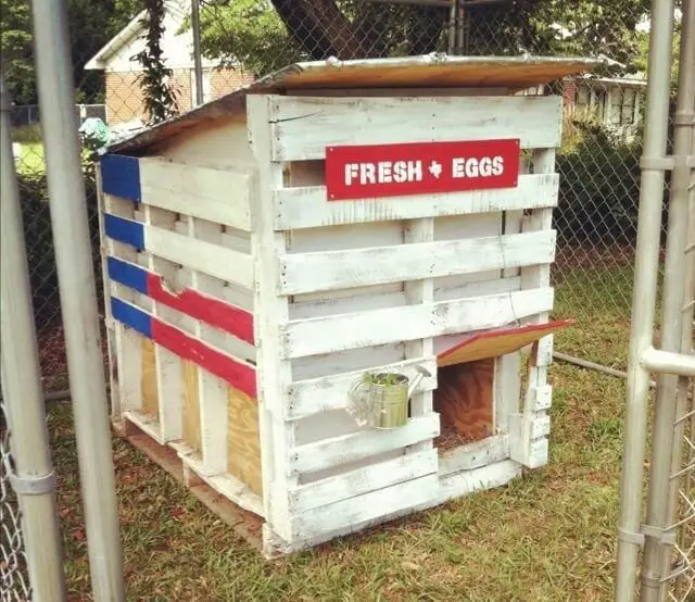 21 Pallet Chicken Coop Ideas for a Budget-Friendly Build 9 Patriotic Painted Pallet Shelter