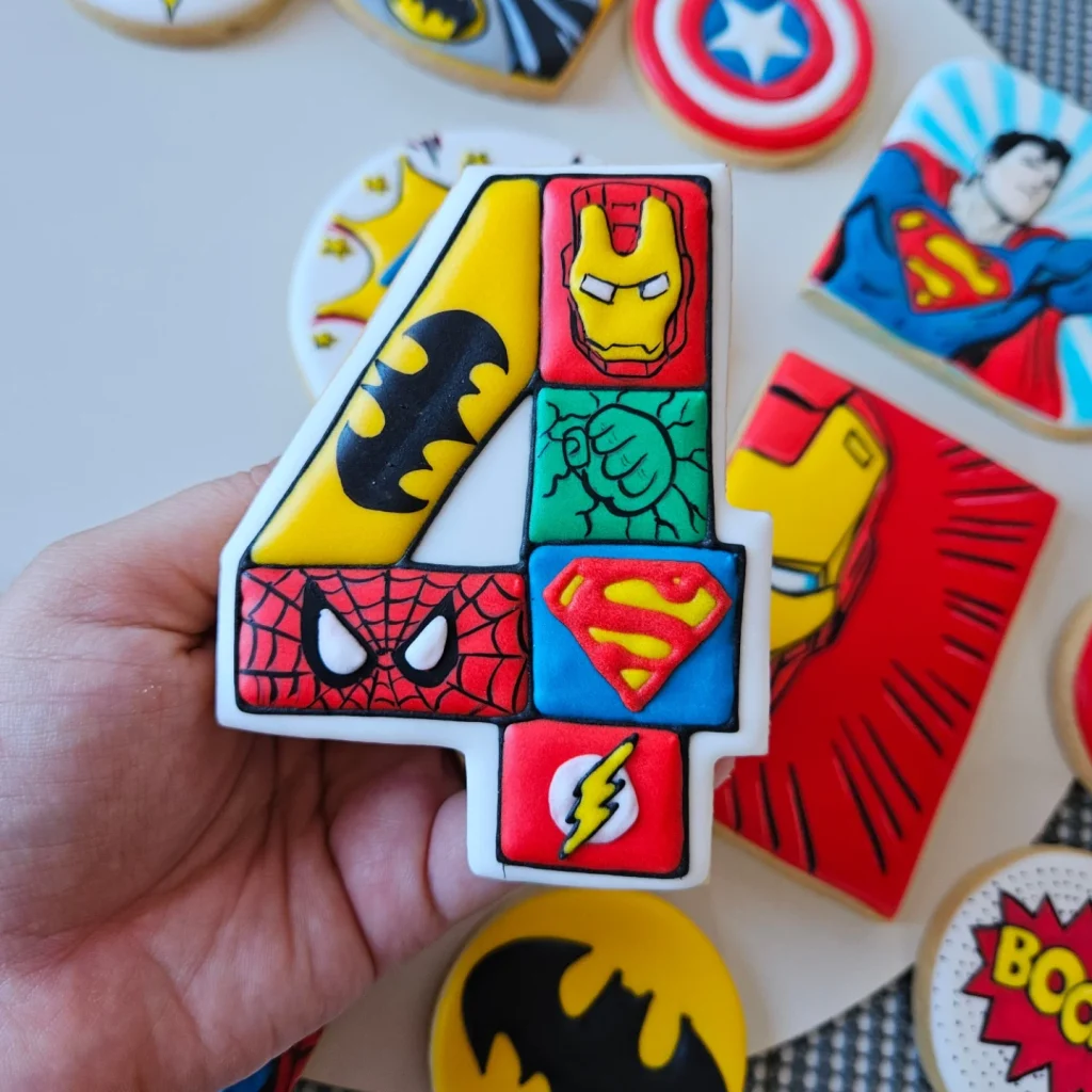 65+ Superhero-Themed Cookies for an Action-Packed Party 7 65+ Superhero-Themed Cookies for an Action-Packed Party 7