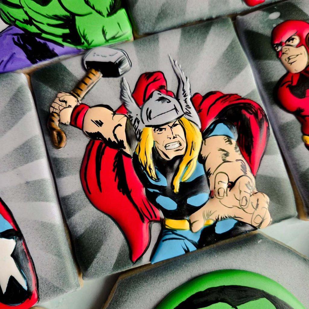 65+ Superhero-Themed Cookies for an Action-Packed Party 18 65+ Superhero-Themed Cookies for an Action-Packed Party 18