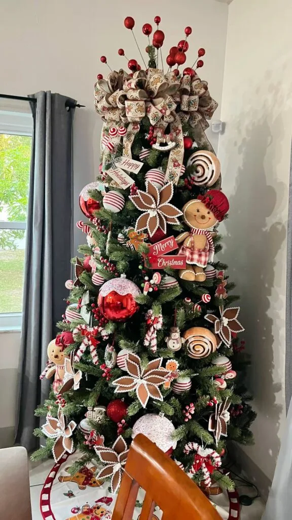 Cinnamon Star and Gingerbread Flower Display
