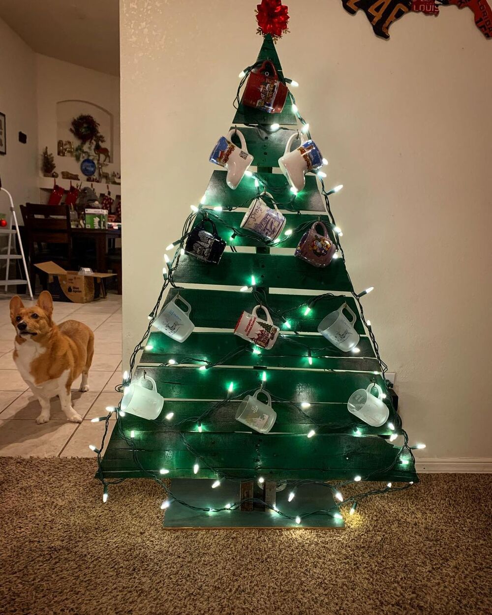 27+ Wood Christmas Trees DIY Ideas for Rustic and Creative Holiday Decor 3 Illuminated Coffee Mug Wooden Display Tree
