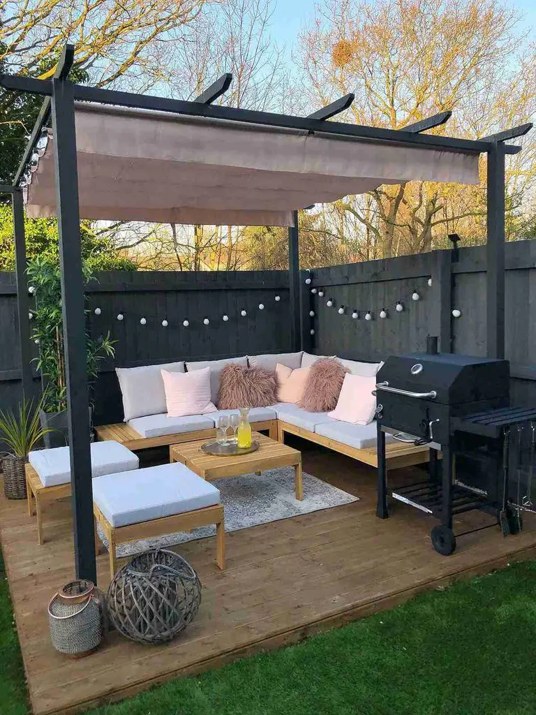 21 Corner Gazebo Ideas to Create a Cozy Backyard Retreat 5